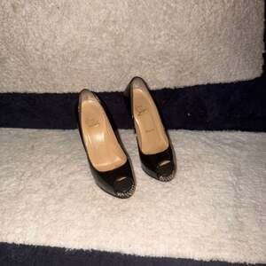 Christian Louboutin New Very Prive Spikes 120 Patent Leather Peep Toe Pumps